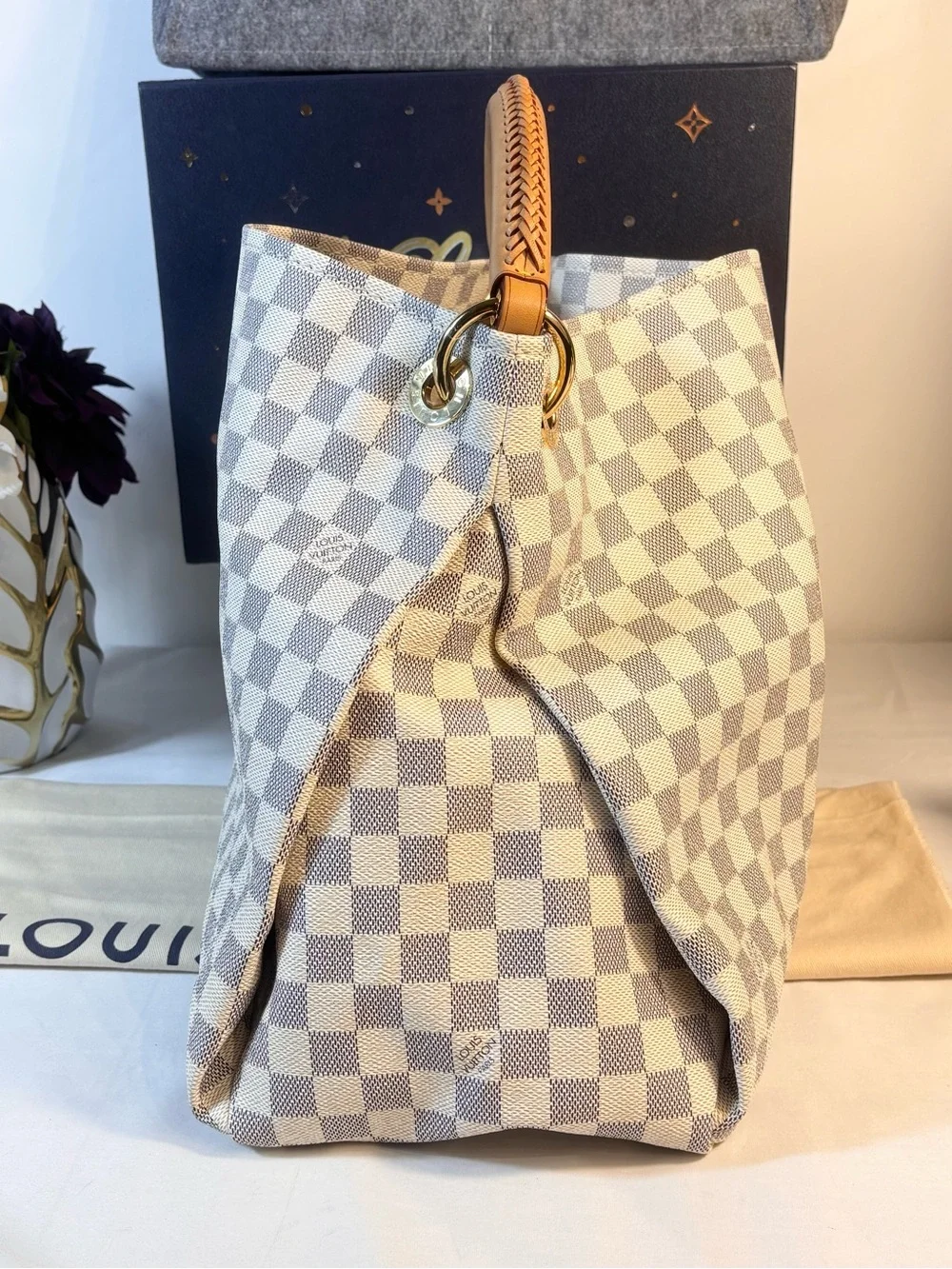 Amazing Louis Vuitton Artsy Azur